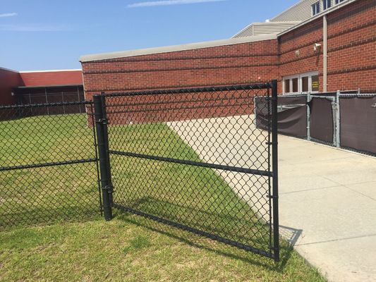 3.5mm 60x60mm तार श्रृंखला लिंक बाड़ सजावटी धातु पीवीसी 1.5 मीटर लेपित