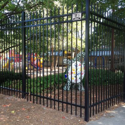 गल्वानाइज्ड फोल्ड आयरन गार्डन स्टील ट्यूबलर बाड़