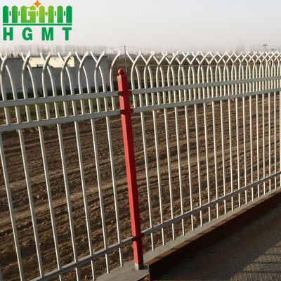 स्टील ट्यूबलर गार्डन बाड़ 2 मीटर चौड़ी प्रबलित टिकाऊ गार्डन