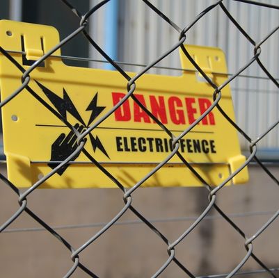 एल्यूमीनियम फ्रेम के साथ हल्का किनारा सुरक्षा बाधा