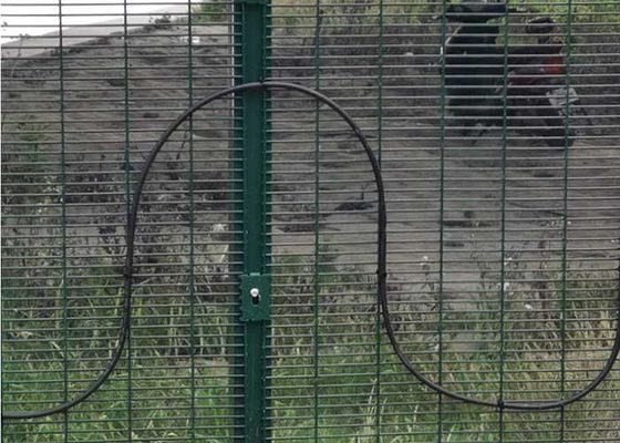 0.9 मीटर ऊंची पाउडर कोटिंग एंटी क्लाइम्ब जेल बाड़ स्टील क्लिप के साथ