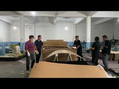 एंटी क्लाइंब सुरक्षा बाड़ पैकिंग कर रही है